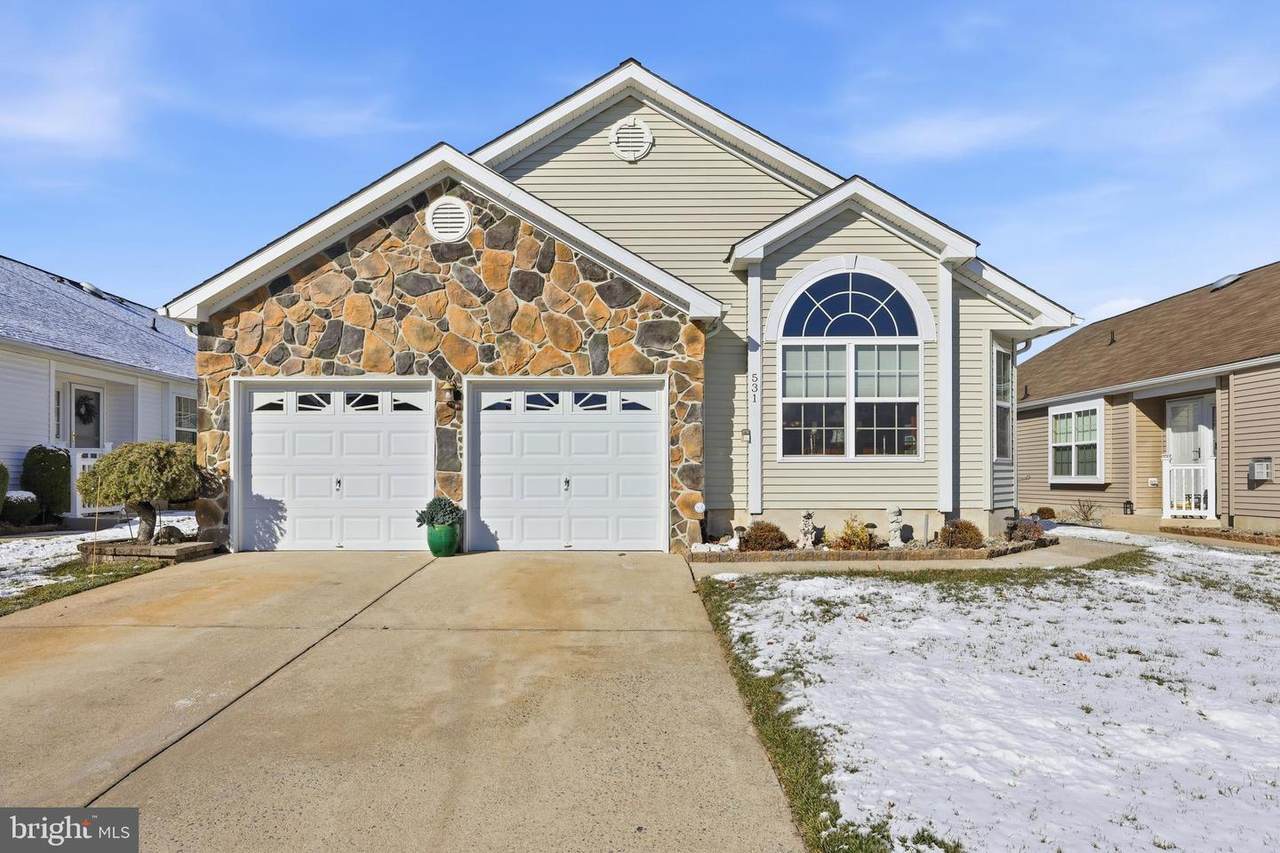 531 Riviera Drive - Photo 1