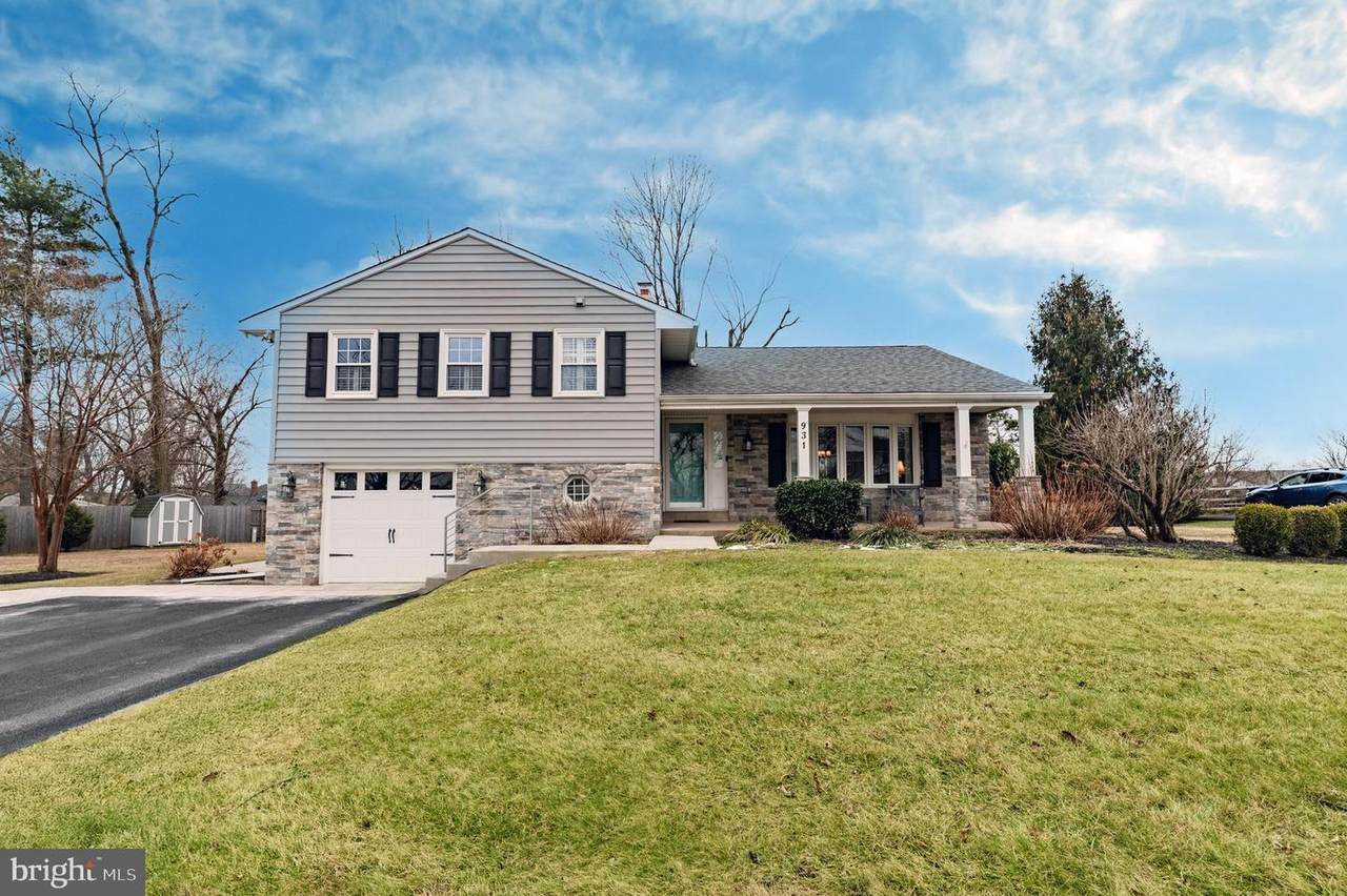 931 Denston Drive - Photo 1