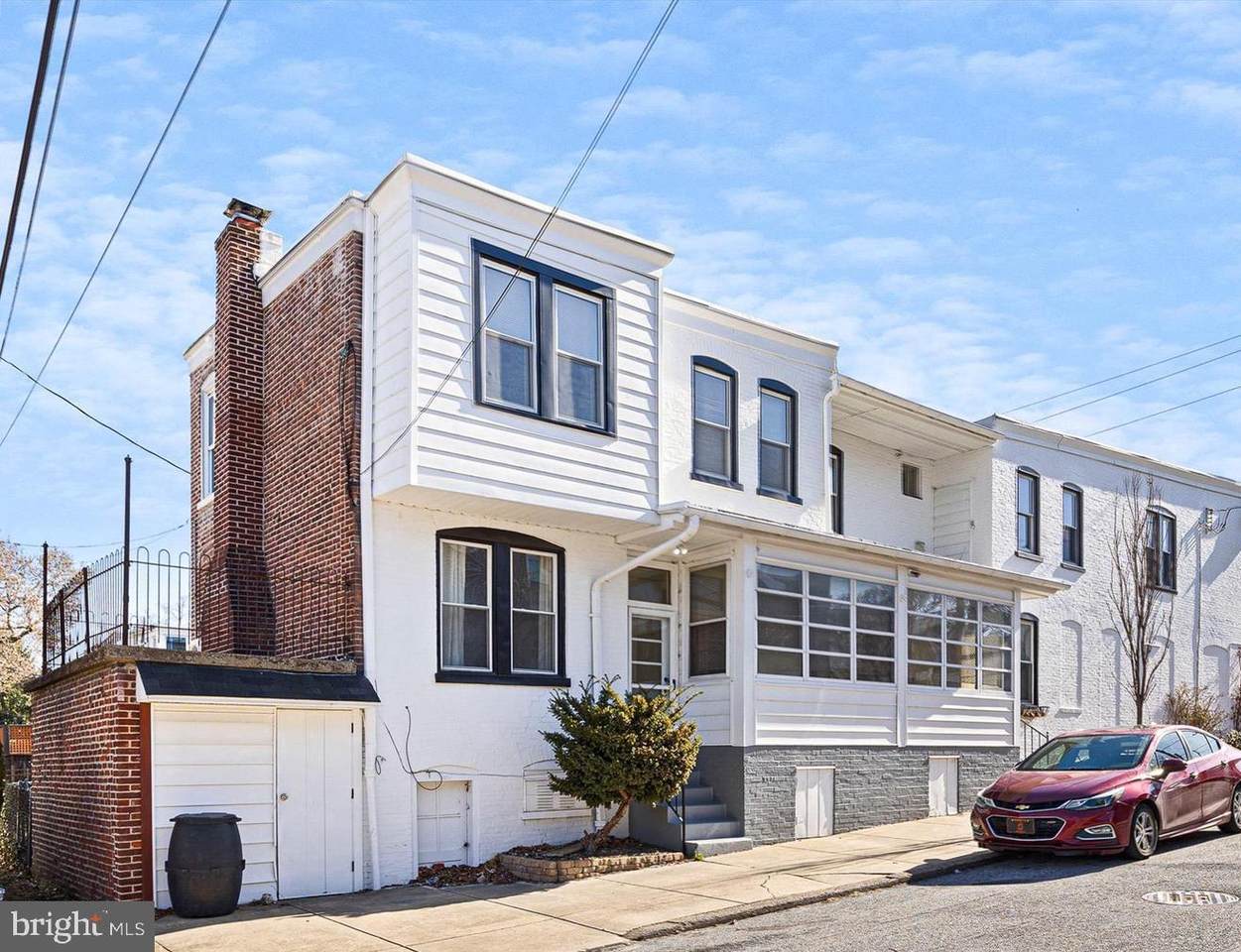 813 Dupont Street - Photo 1