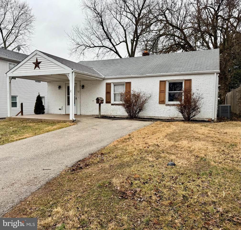 92 Florence Avenue - Photo 1