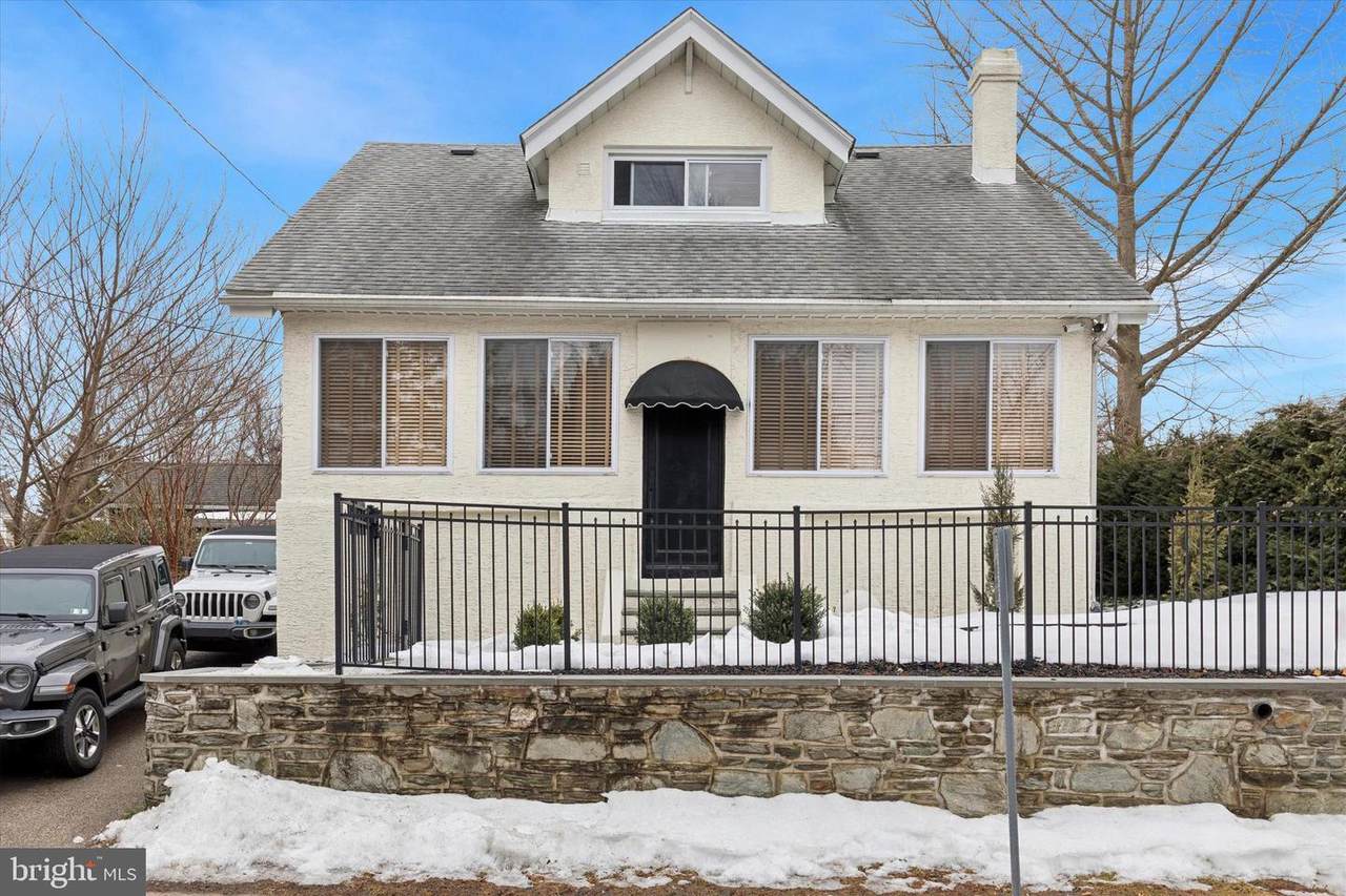 236 Ashland Avenue - Photo 1
