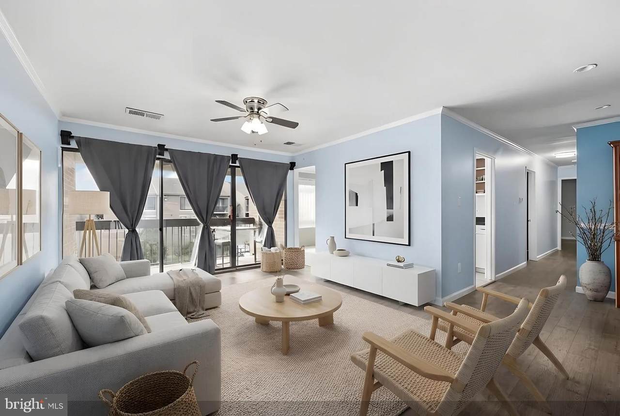 549 Florida Avenue - Photo 1