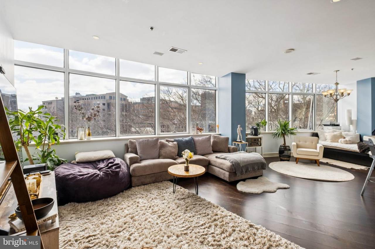 201-59 8TH Street - Photo 1