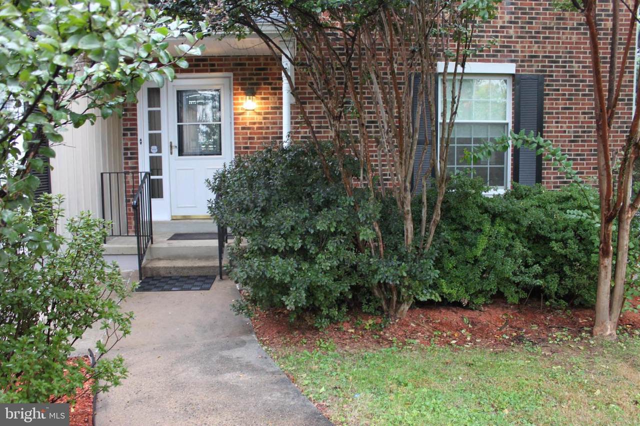 6210 Cottonwood Street - Photo 1