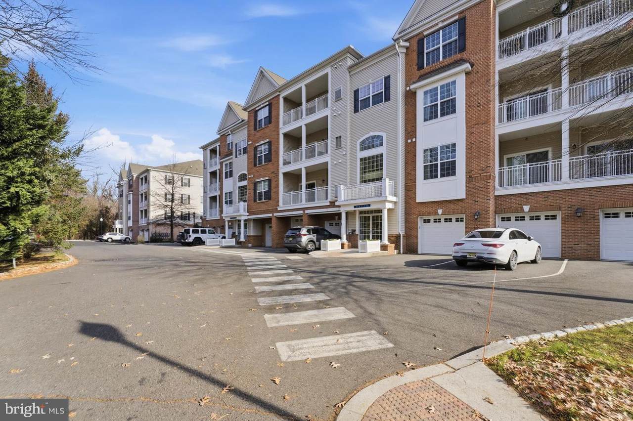 234 Breeders Cup Drive - Photo 1