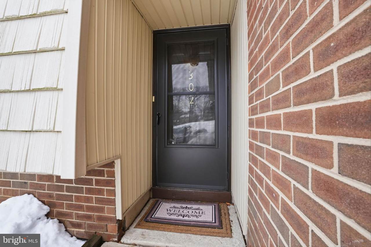 302 Downing Court - Photo 1