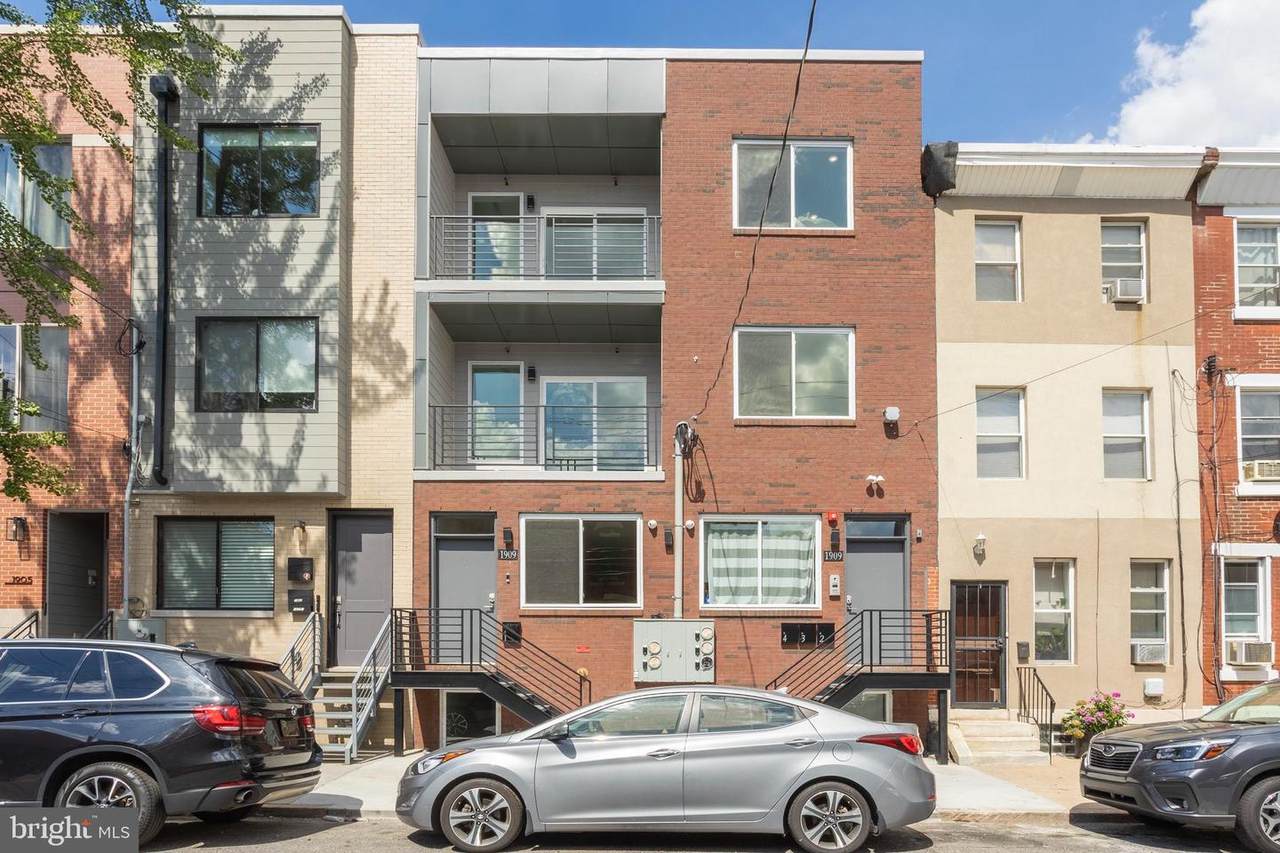 1909 Huntingdon Street - Photo 1