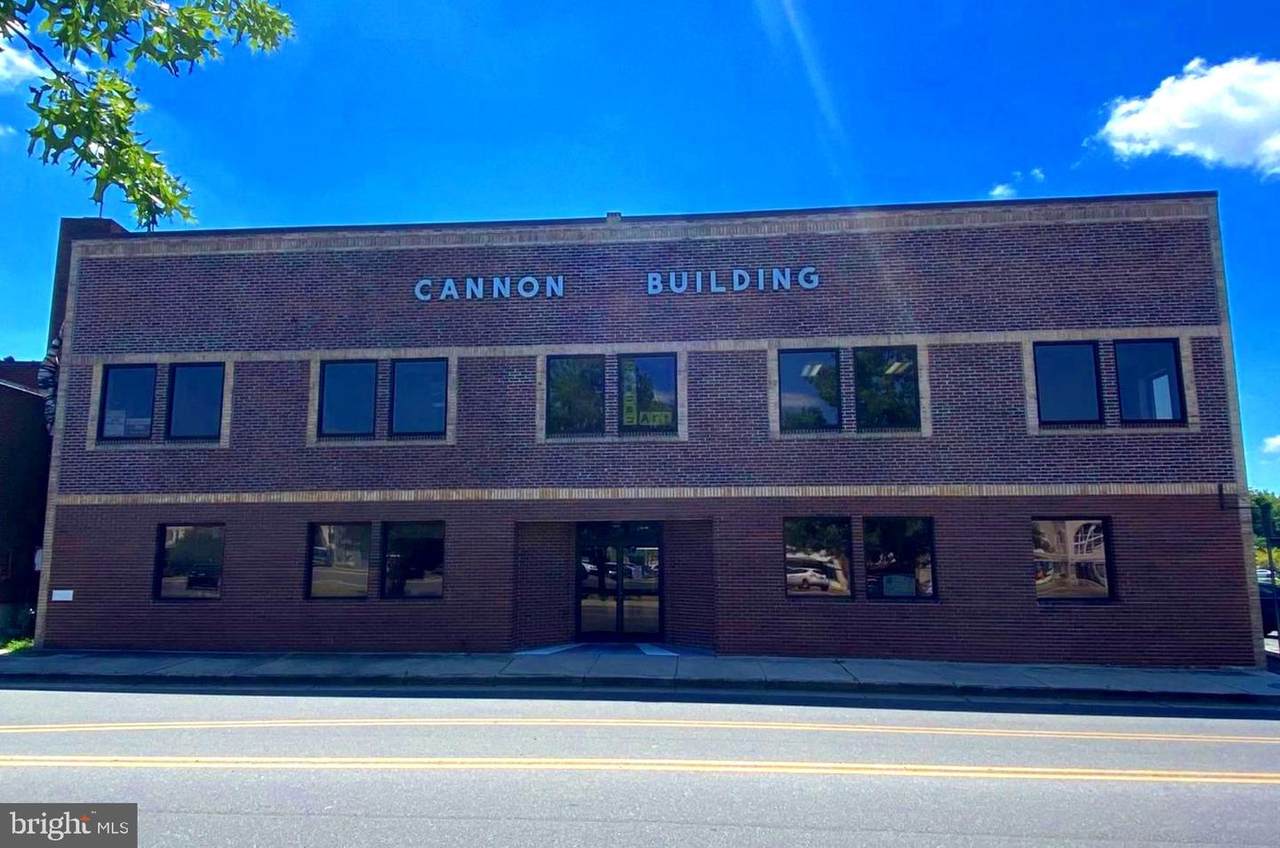 106 Circle Avenue - Photo 1