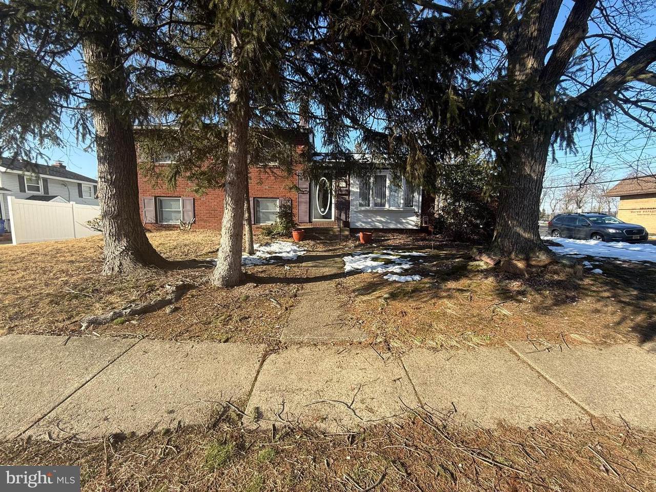 301 Leaf Avenue - Photo 1