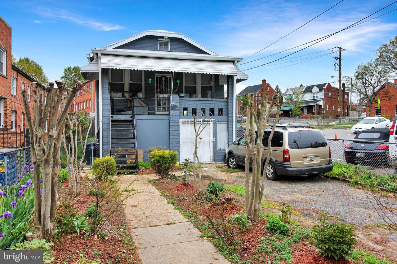 4380 Benning Road - Photo 1