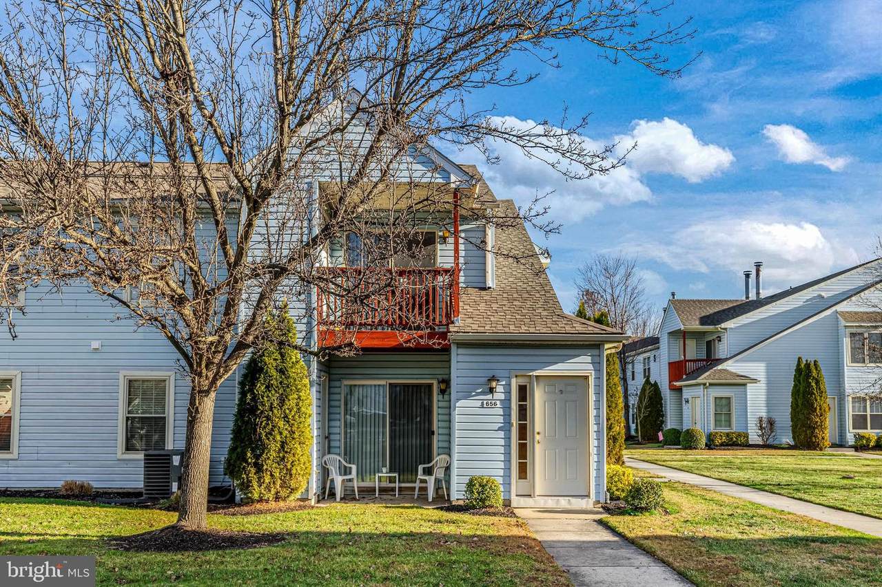 656 Covington Court - Photo 1