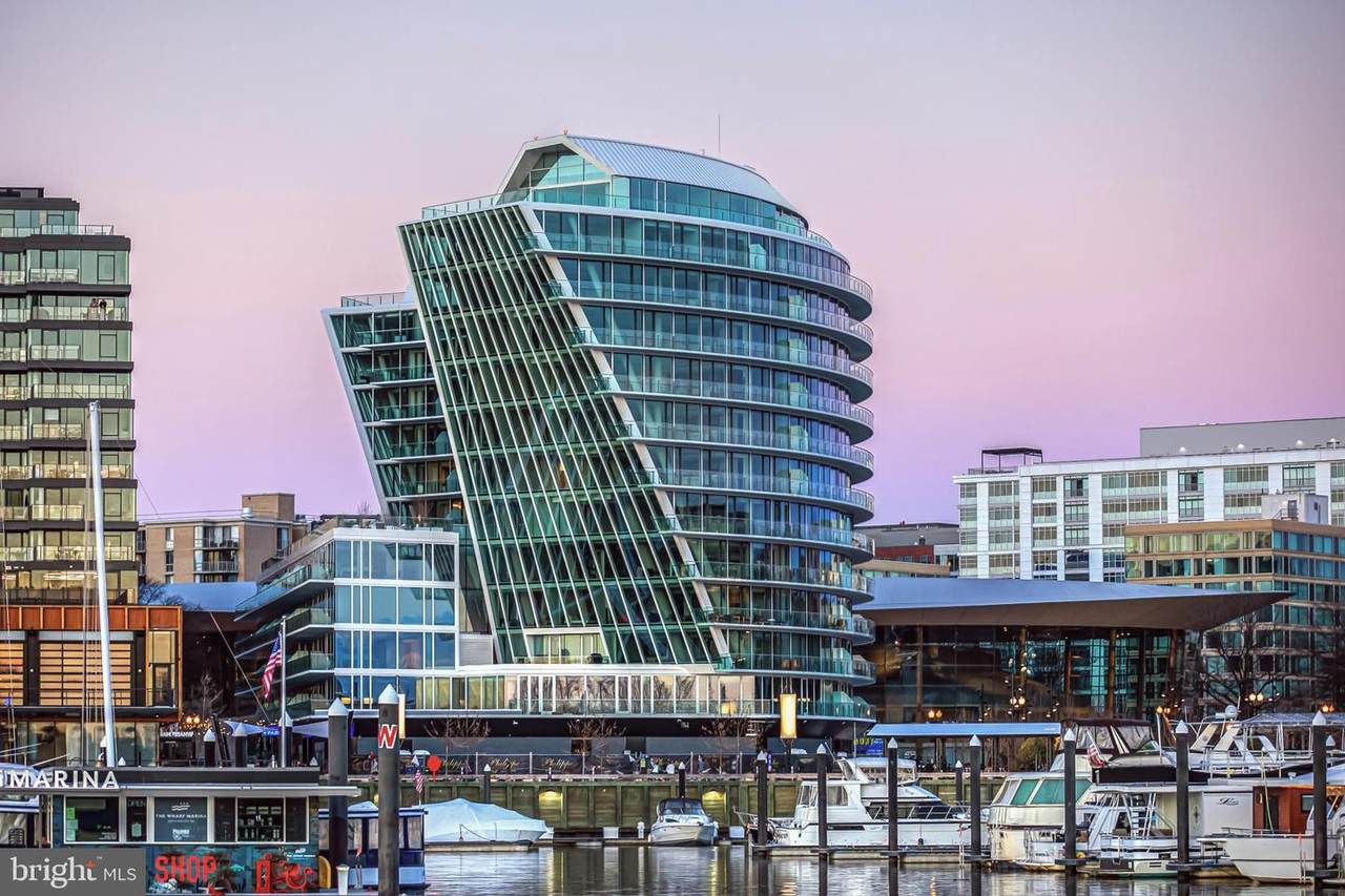 601 Wharf Street - Photo 1