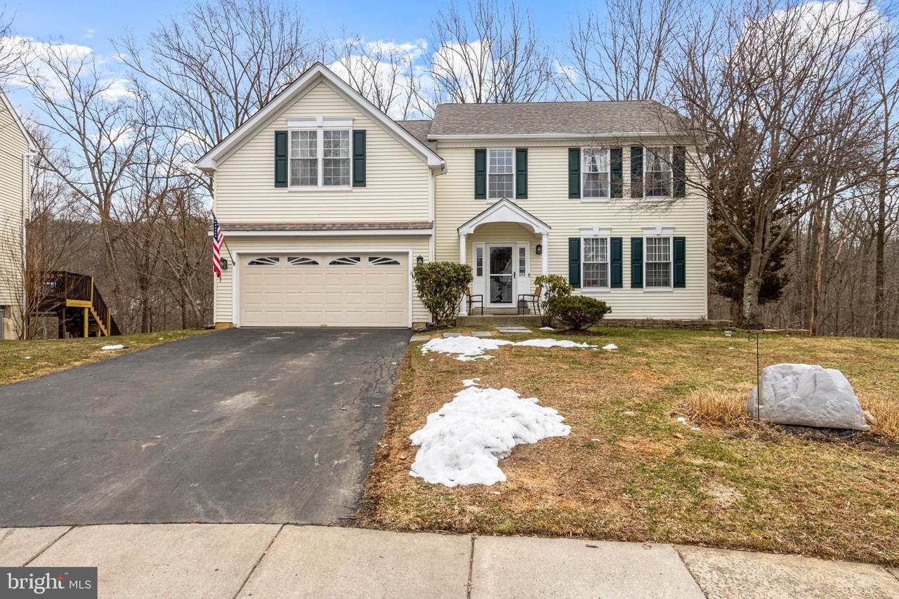 411 Highgrove Lane - Photo 1