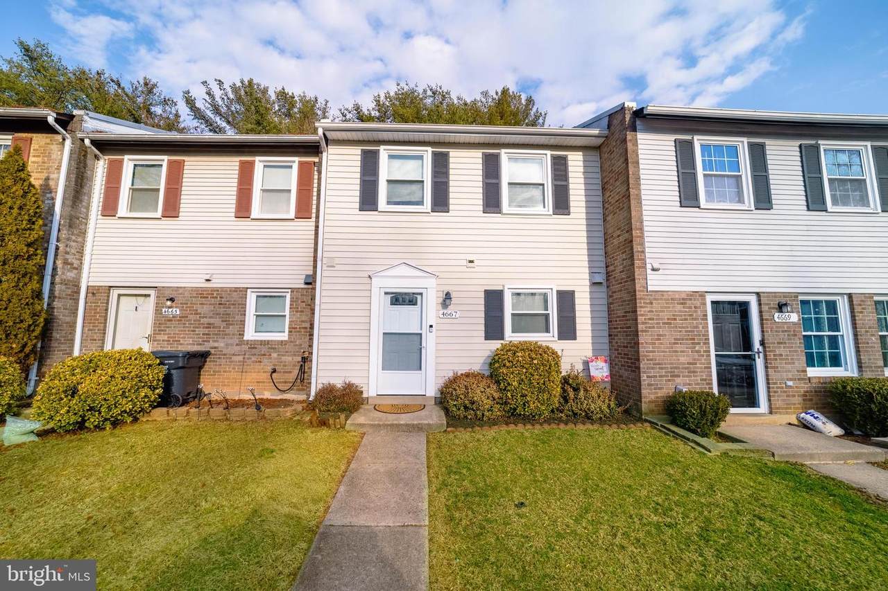 4667 Charlton Court - Photo 1