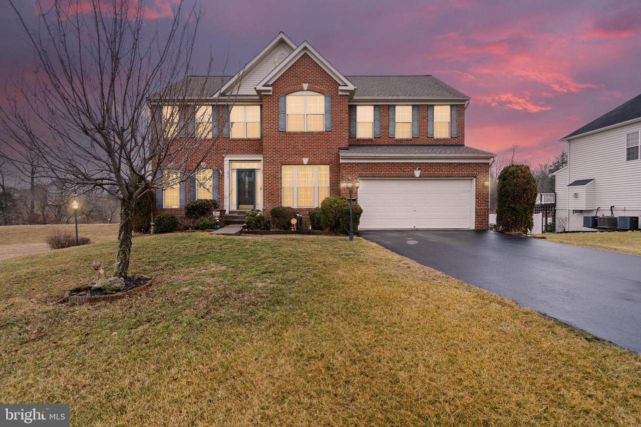 230 Summer Grove Drive - Photo 1