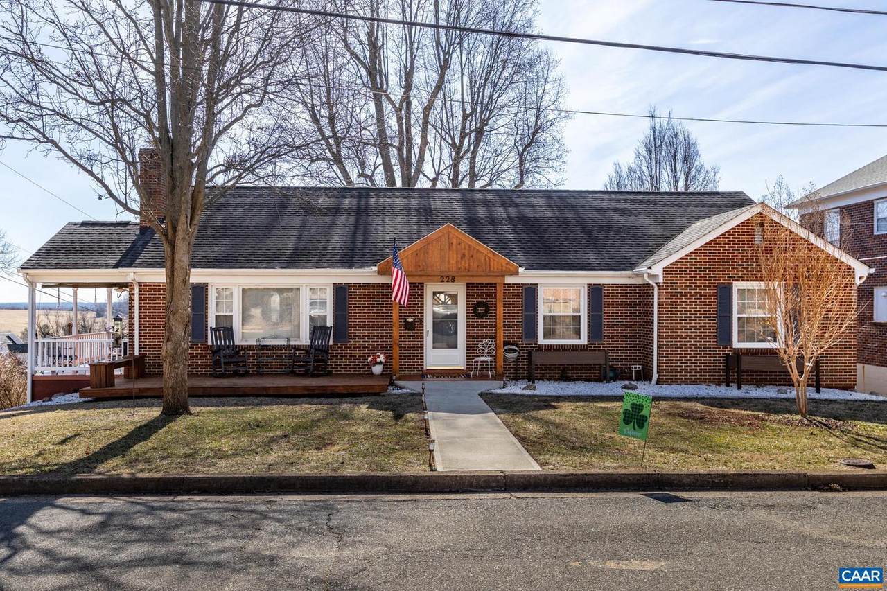 228 Piedmont St - Photo 1