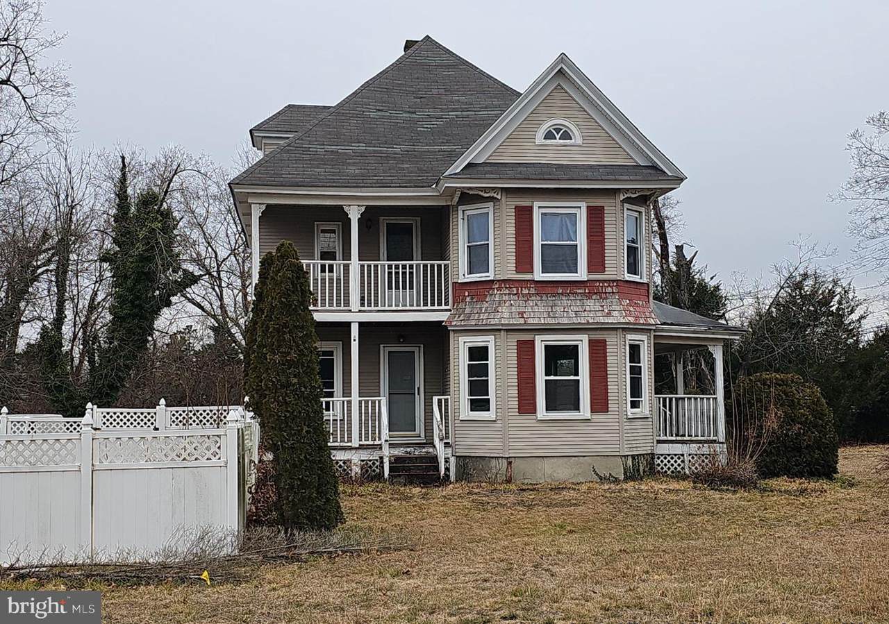3226 Main Road - Photo 1