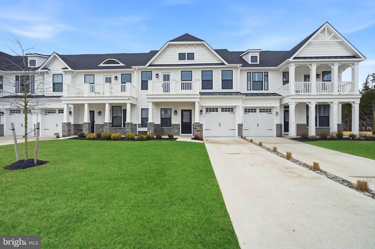 303 Southgate Road - Photo 1