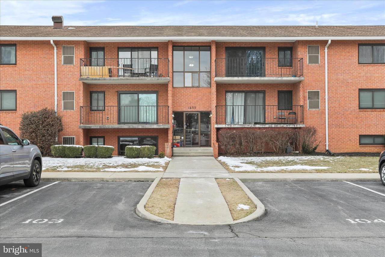 1633 Edgewood Place - Photo 1