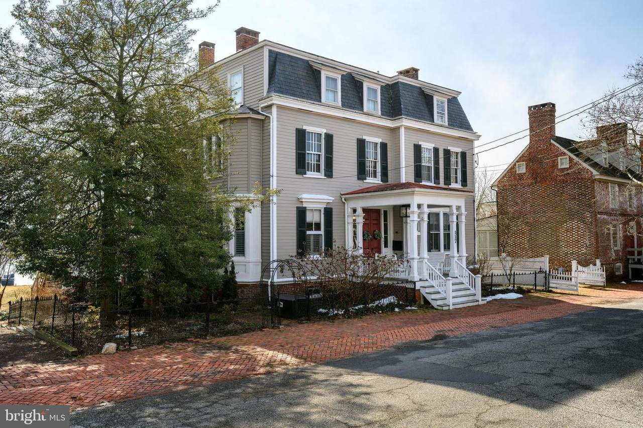 117 Water Street - Photo 1