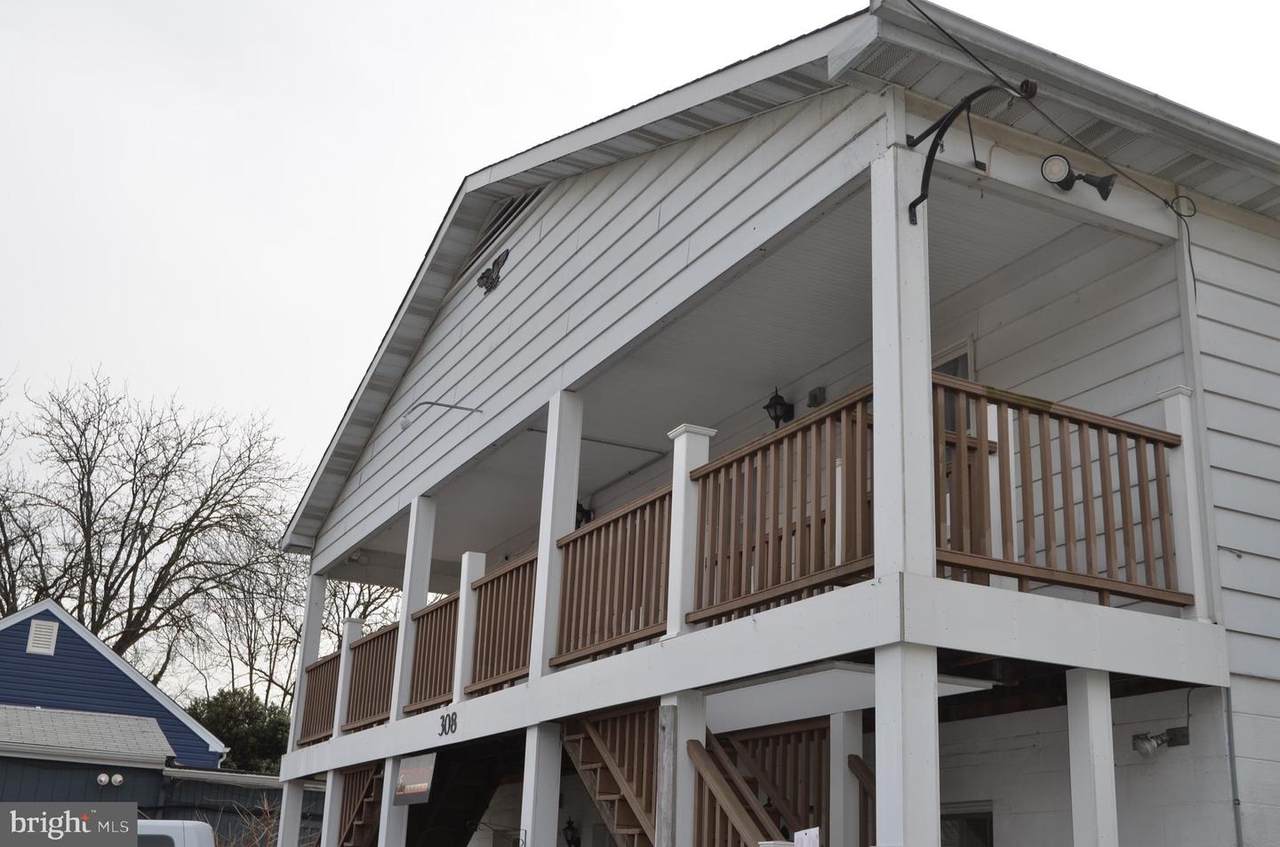 308 Poplar Alley - Photo 1