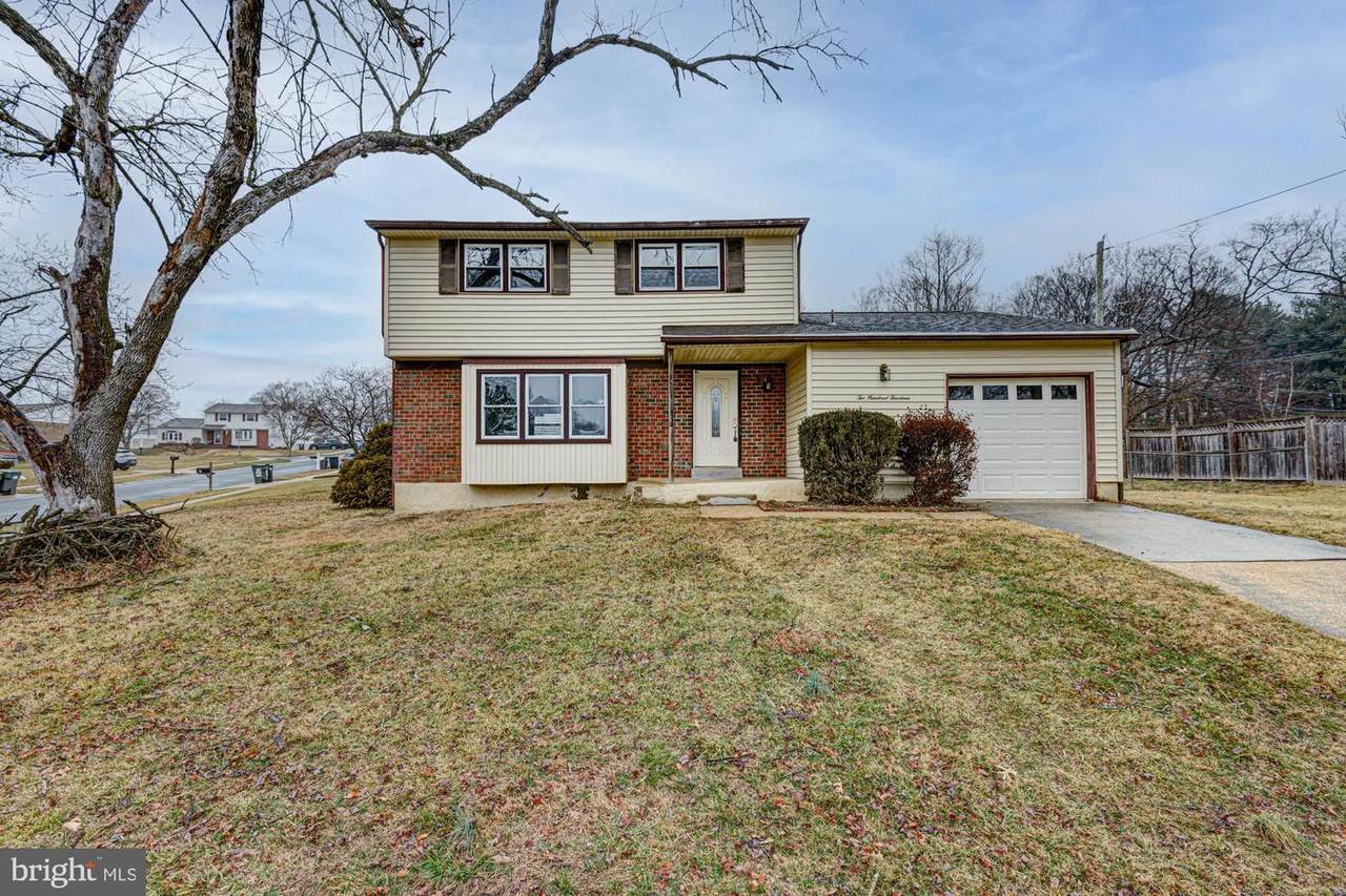 214 Darwin Drive - Photo 1