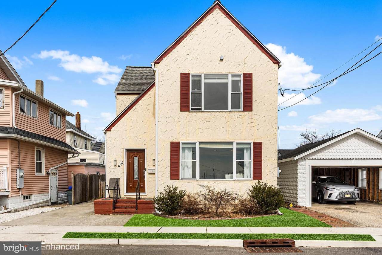 302 Tunis Avenue - Photo 1