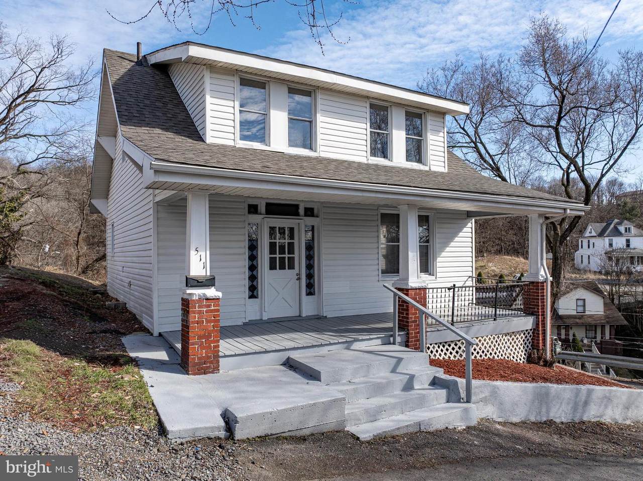511 City View Terrace - Photo 1