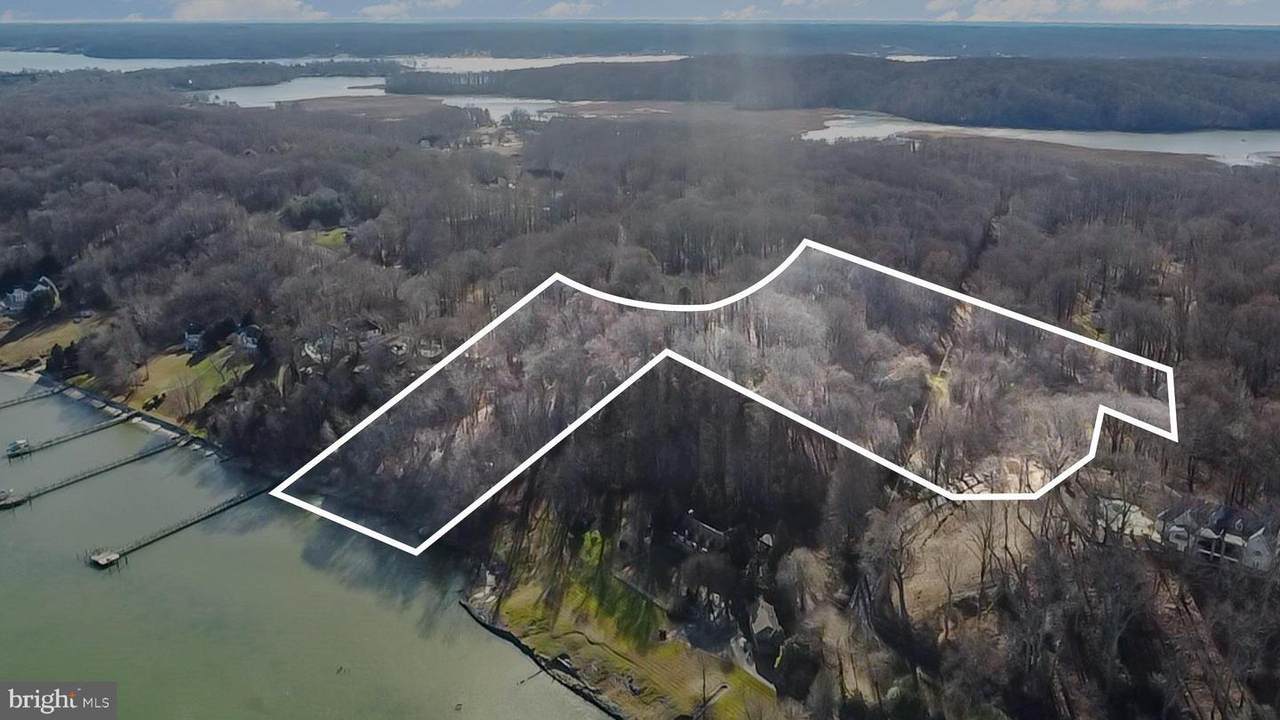 158 Canterbury Drive - Photo 1