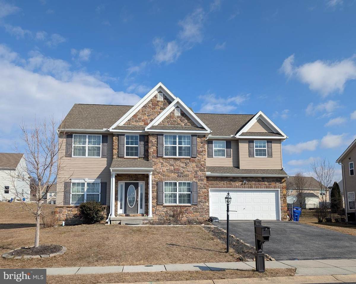 9 Imperial Drive - Photo 1