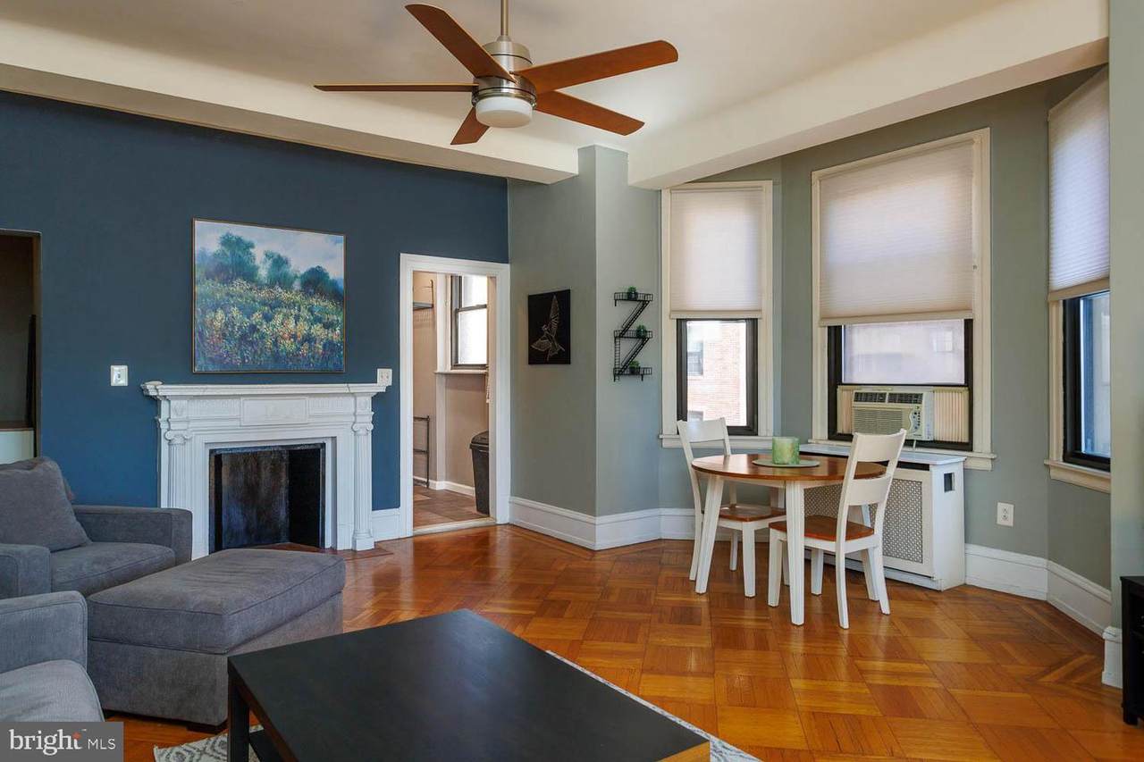 250 13TH Street - Photo 1