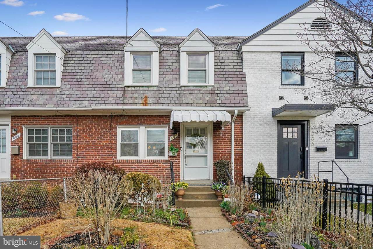 304 Nelson Avenue - Photo 1