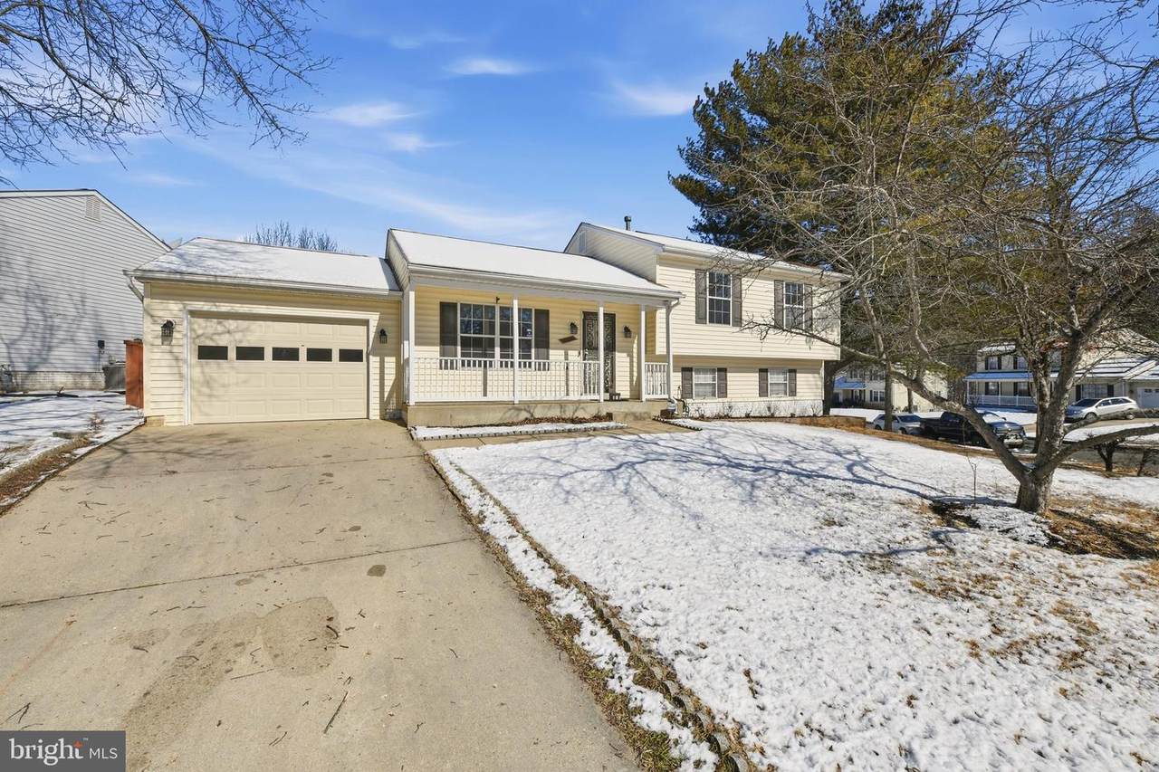 5301 Broadwater Street - Photo 1
