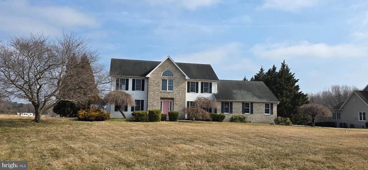 221 Winchester Drive - Photo 1