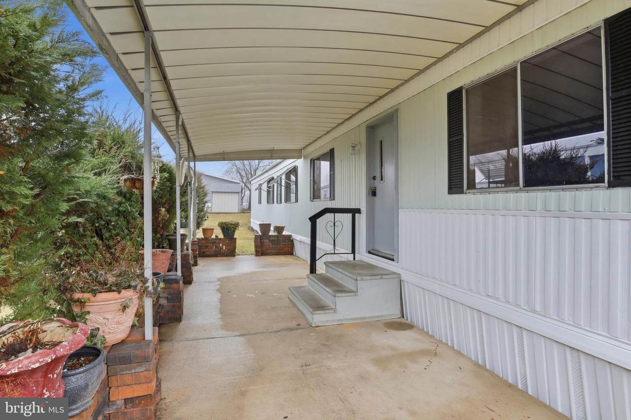 55 Walker Avenue - Photo 1