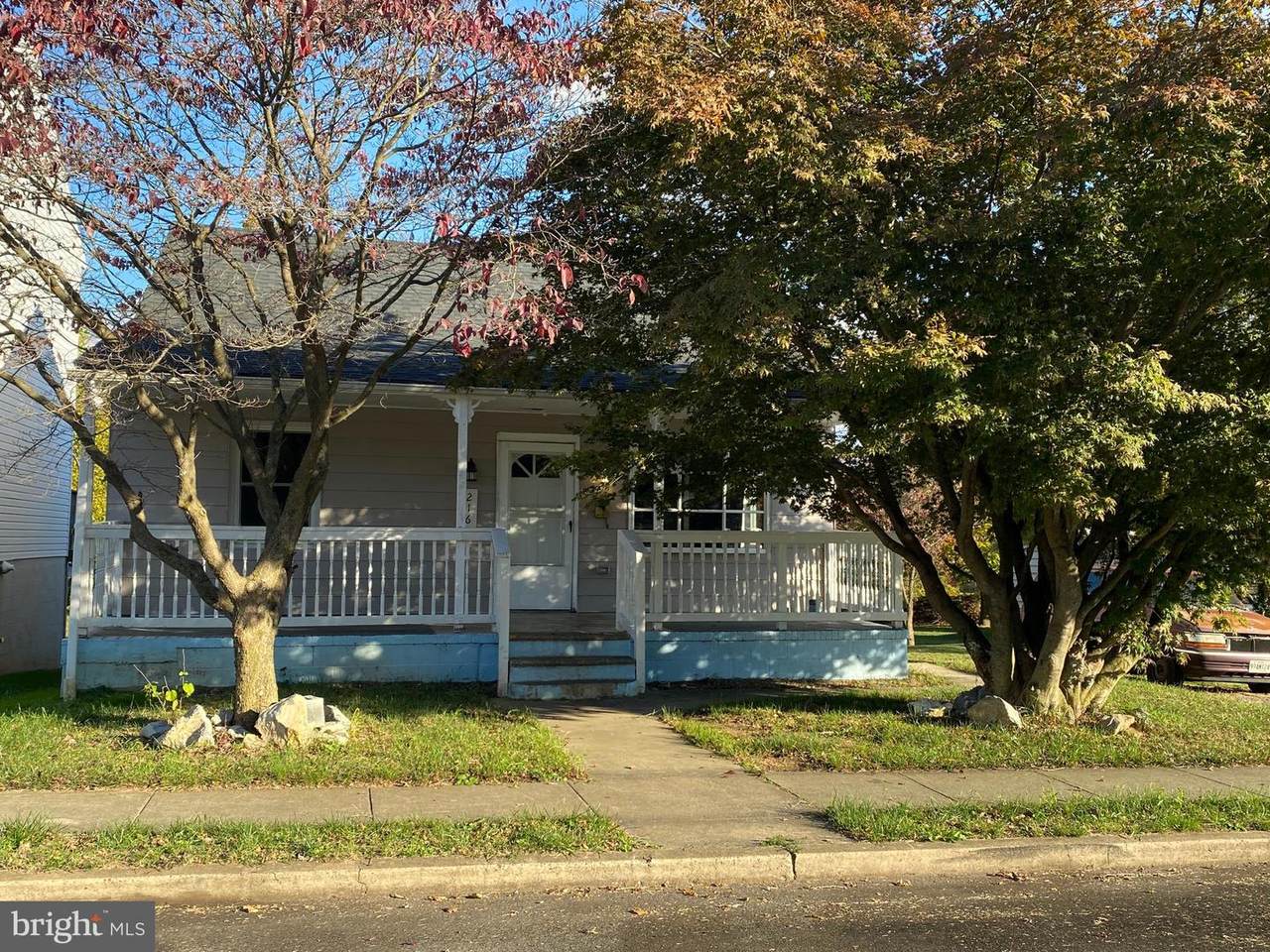 216 Willard Street - Photo 1