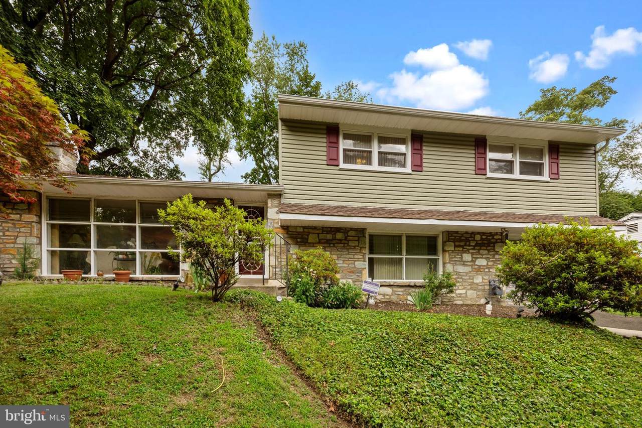 7608 Coventry Avenue - Photo 1