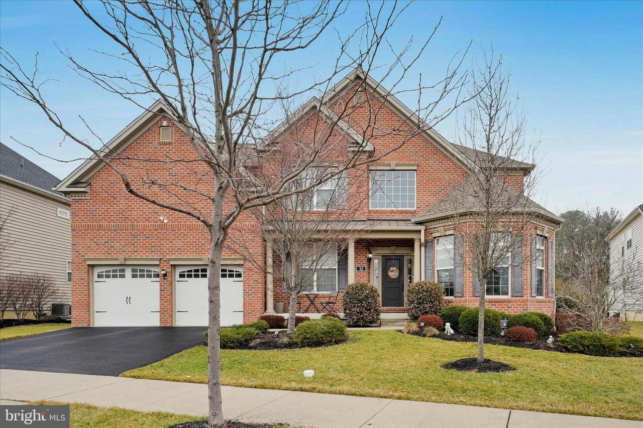 32 Dominic Drive - Photo 1