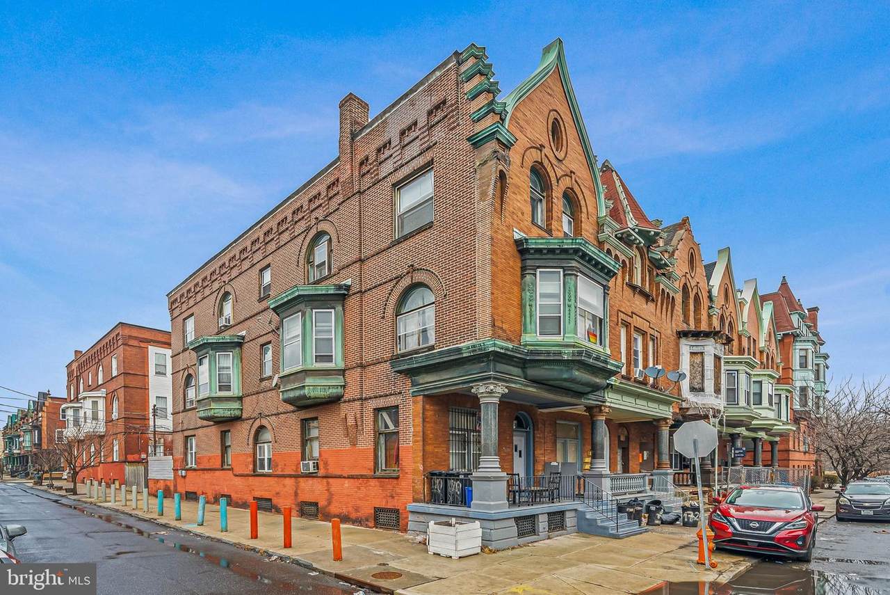 1720 Memorial Avenue - Photo 1