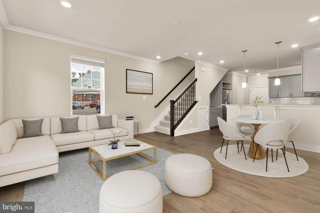 7916 Potter Place - Photo 1