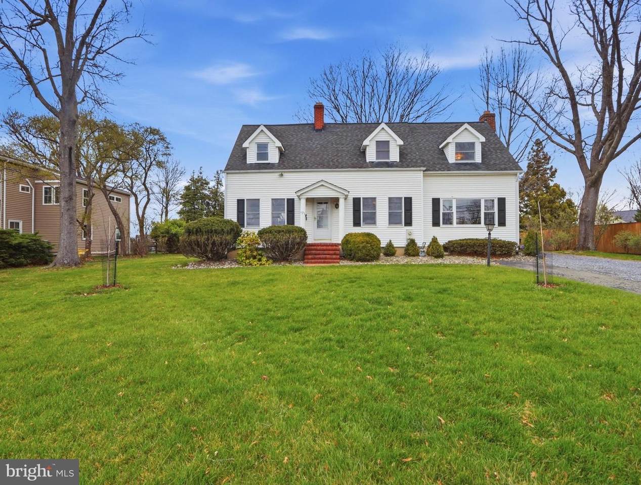https://bt-photos.global.ssl.fastly.net/brightmls/1280_boomver_1_804617495540-2.jpg