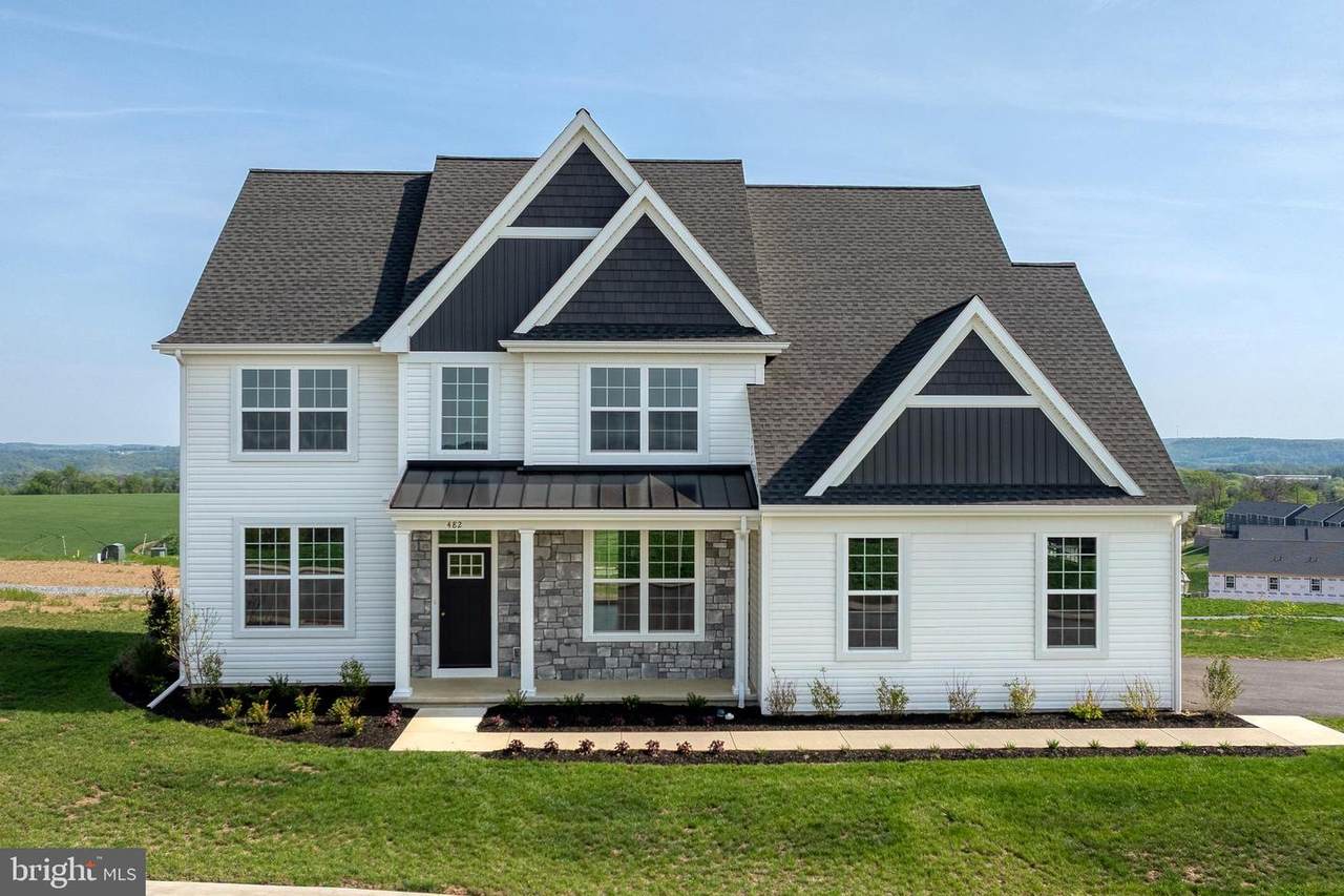 502 Winding Way - Photo 1