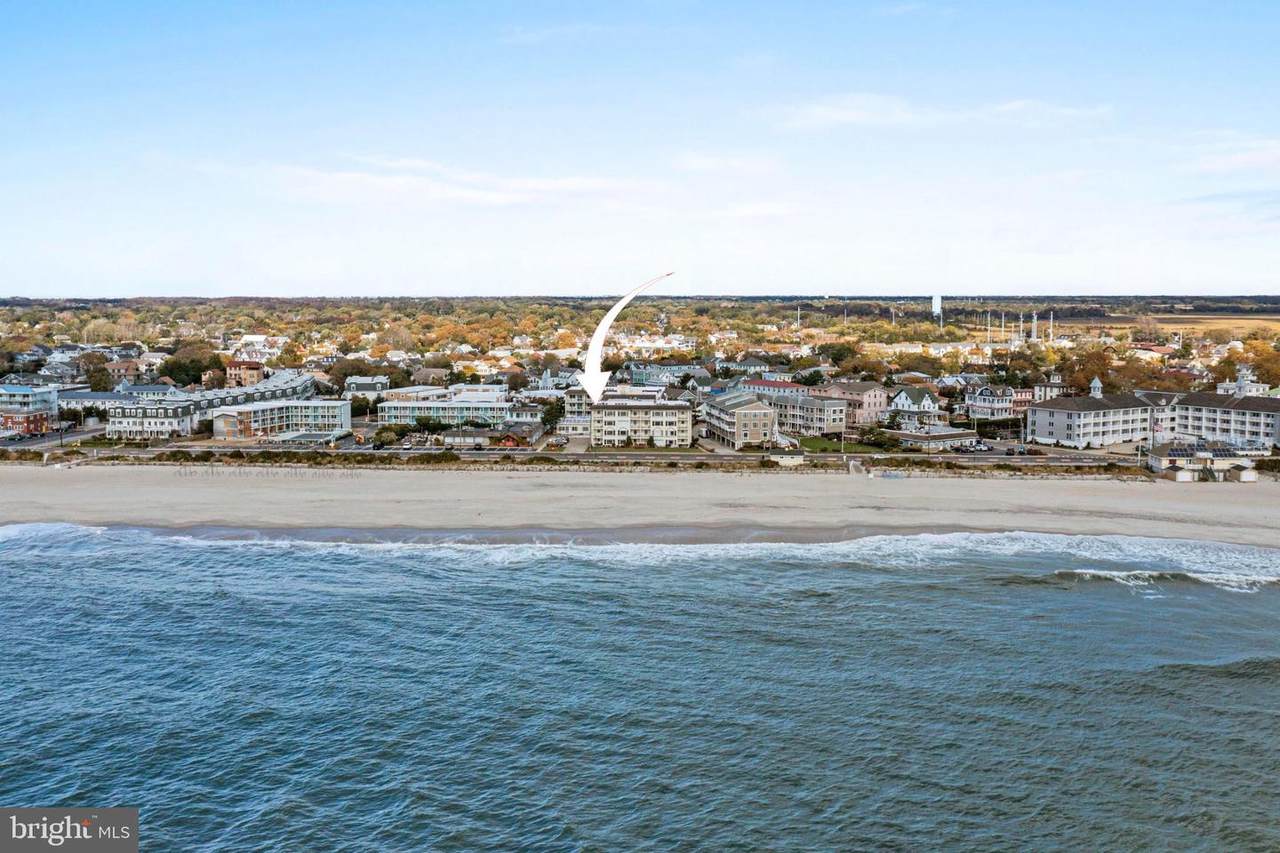 217 Beach Avenue - Photo 1