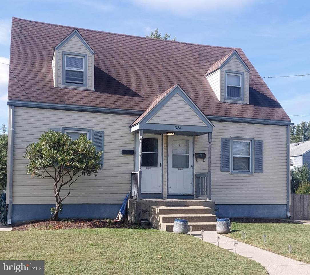 1128 Howard Avenue - Photo 1