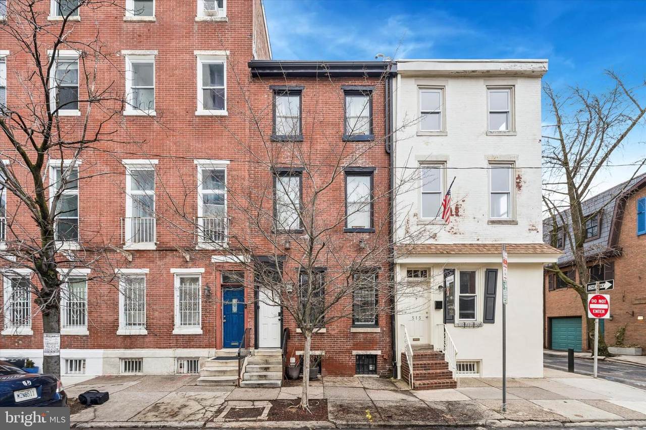 513 13TH Street - Photo 1