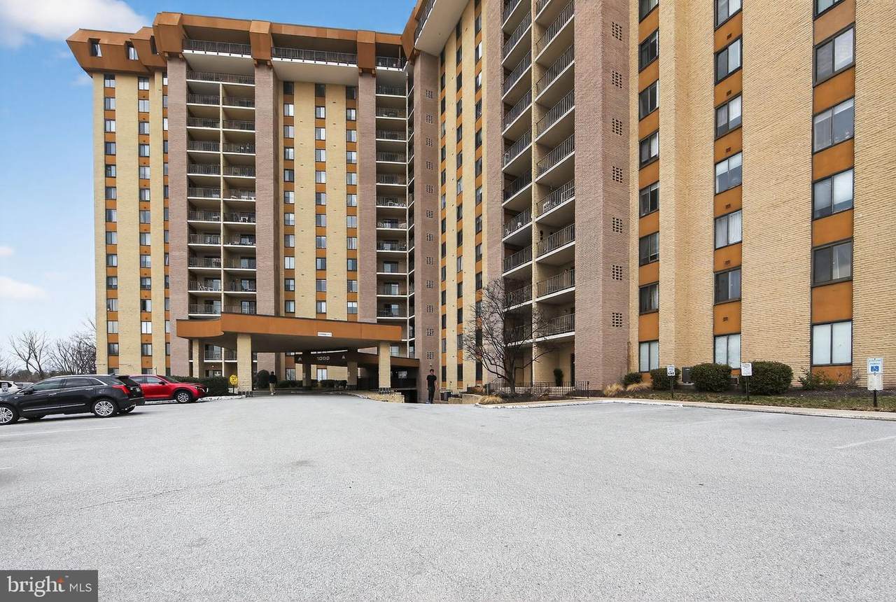10708 Valley Forge Circle - Photo 1