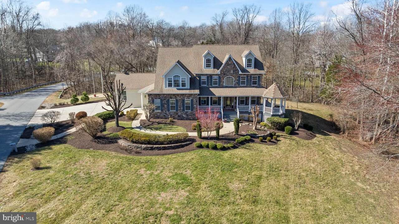 5 Cross Point Drive - Photo 1