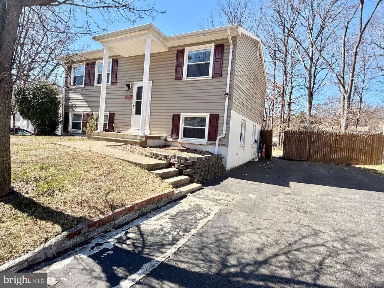 13612 Lindendale Road - Photo 1