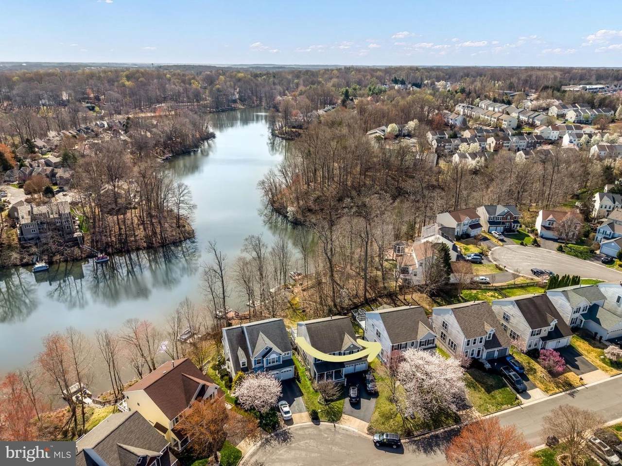 4925 Breeze Way - Photo 1