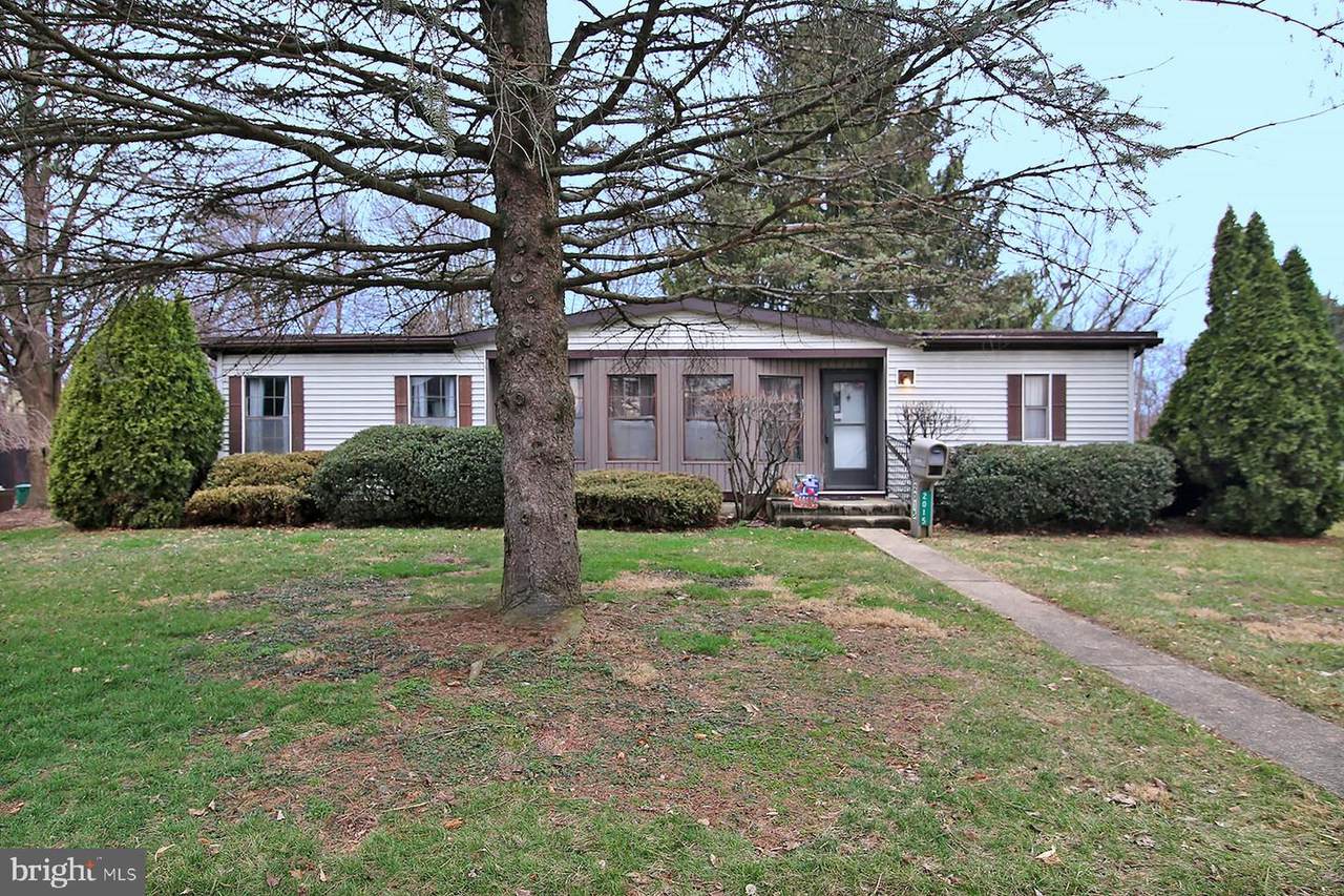 2015 Pennsylvania Avenue - Photo 1